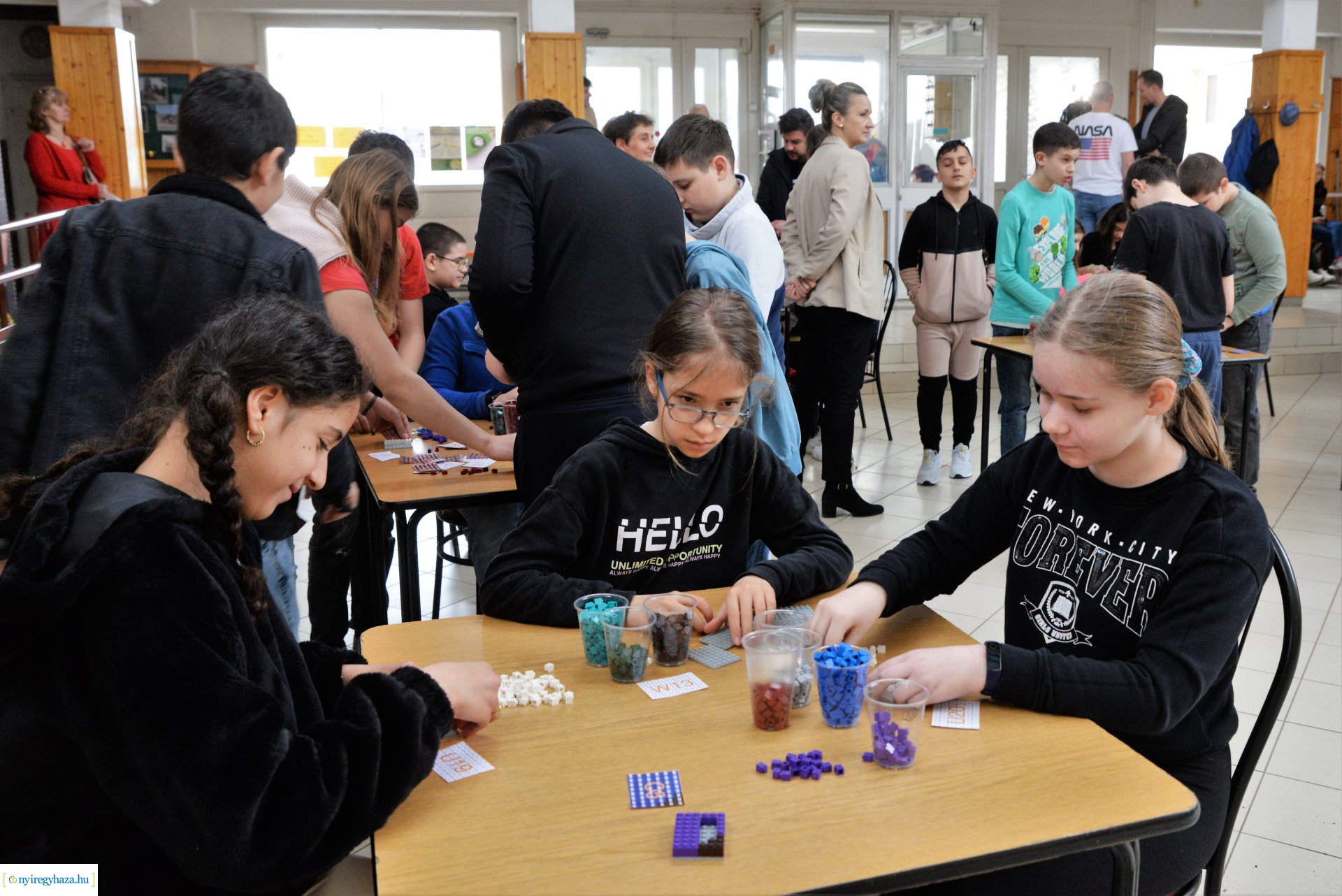 Petőfi mozaik készült legóból