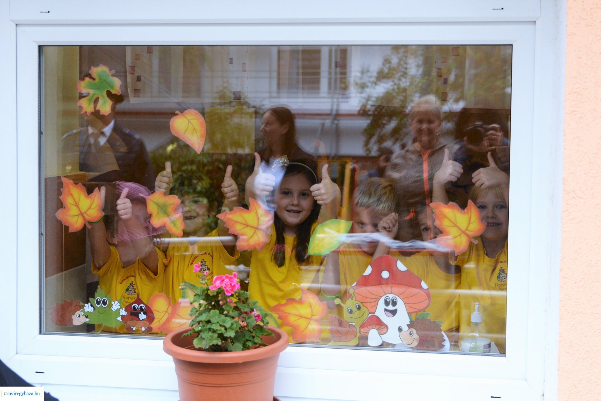 Pindúr Pandúr program ajándékátadás 