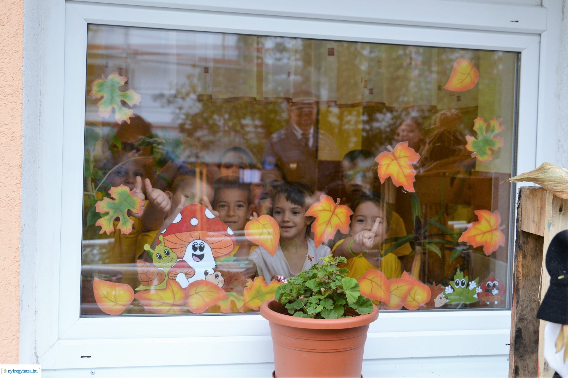 Pindúr Pandúr program ajándékátadás 