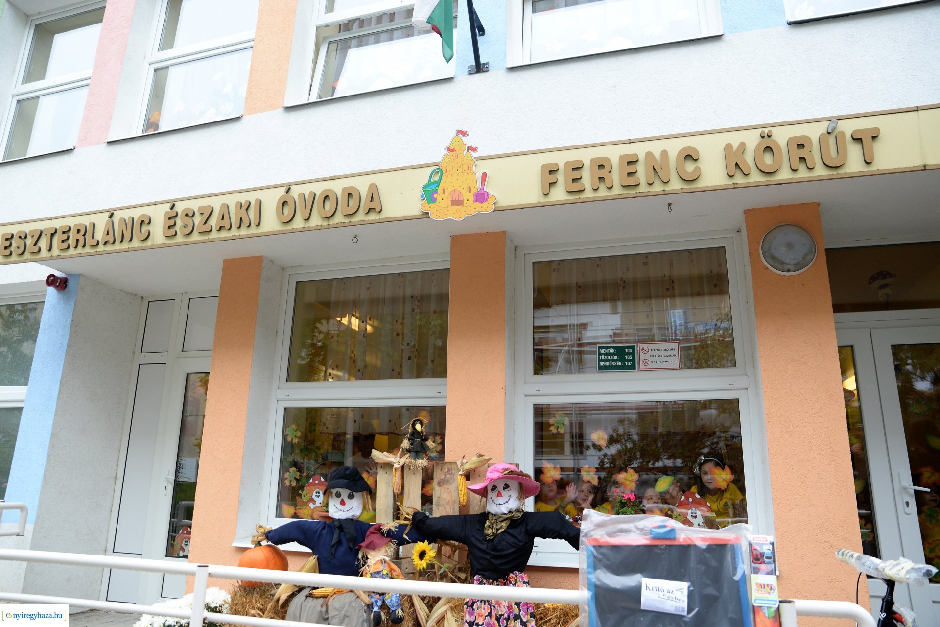 Pindúr Pandúr program ajándékátadás 