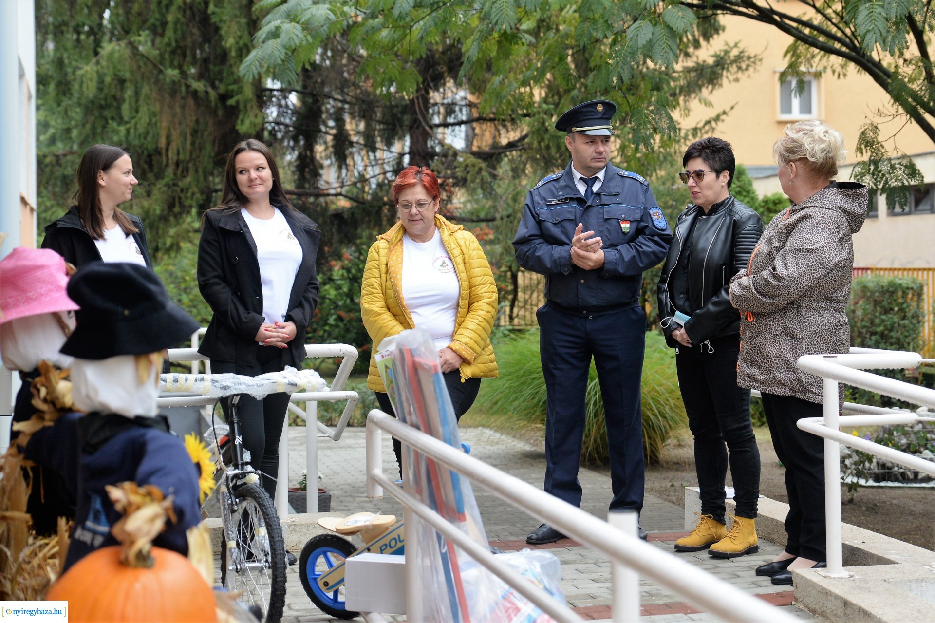 Pindúr Pandúr program ajándékátadás 