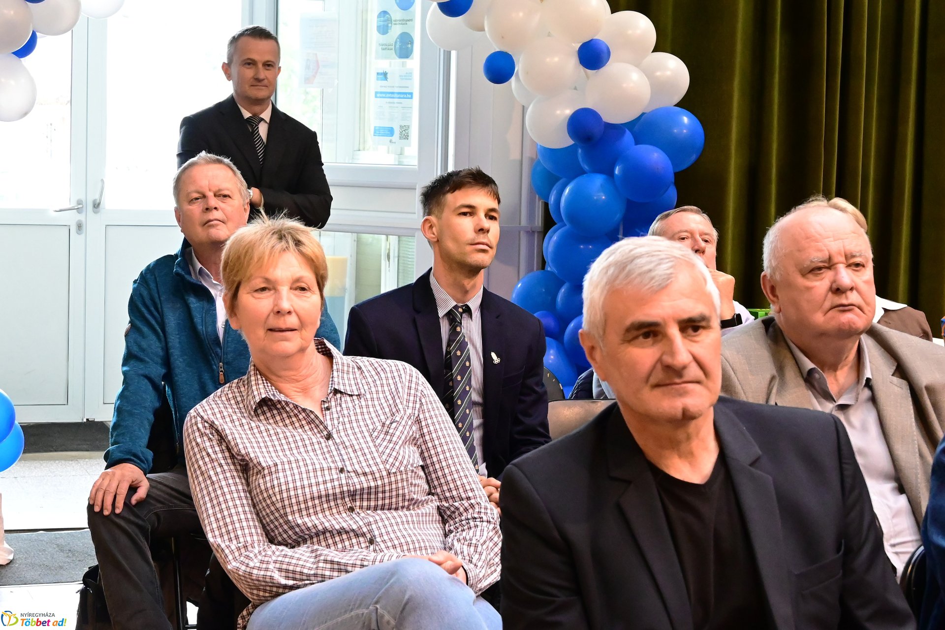 Pódiumbeszélgetés a  Nyíregyházi Vasvári Pál Gimnázium 50 éves testnevelési tagozatának ünnepségén