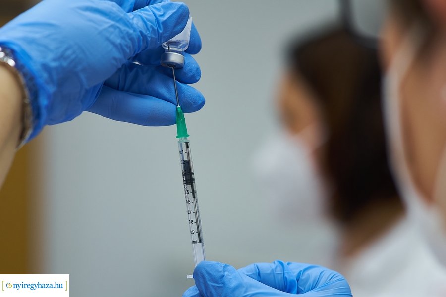 Polgármesteri Hivatal dolgozóinak oltása