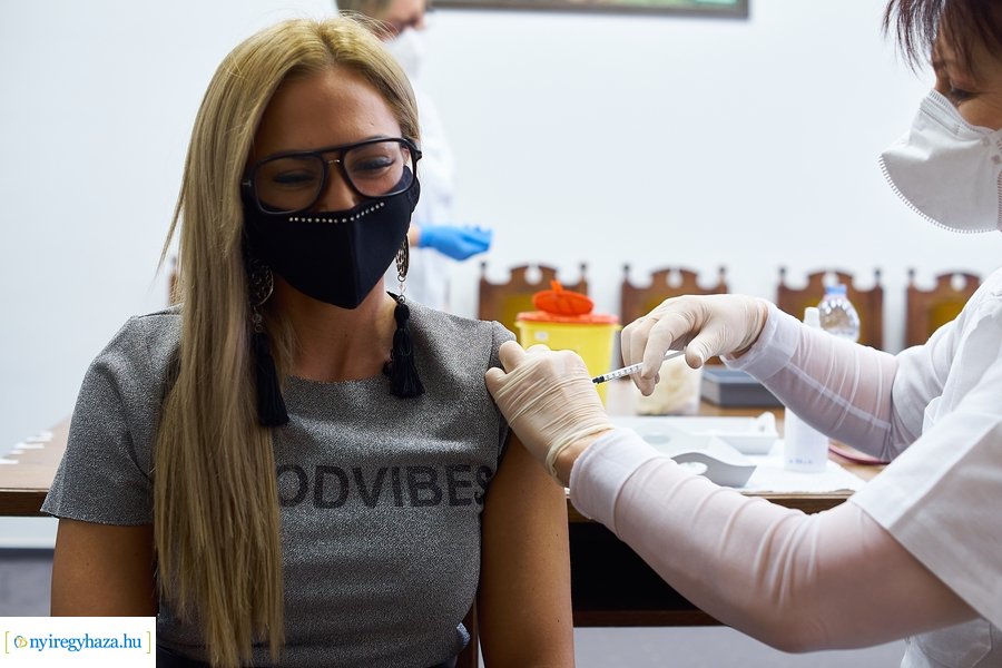 Polgármesteri Hivatal dolgozóinak oltása