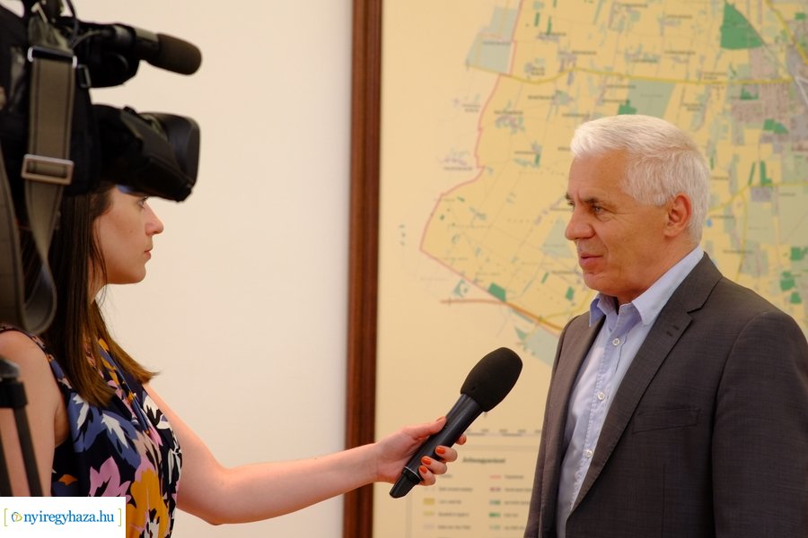 Polgármesteri sajtótájékoztató a Városházán