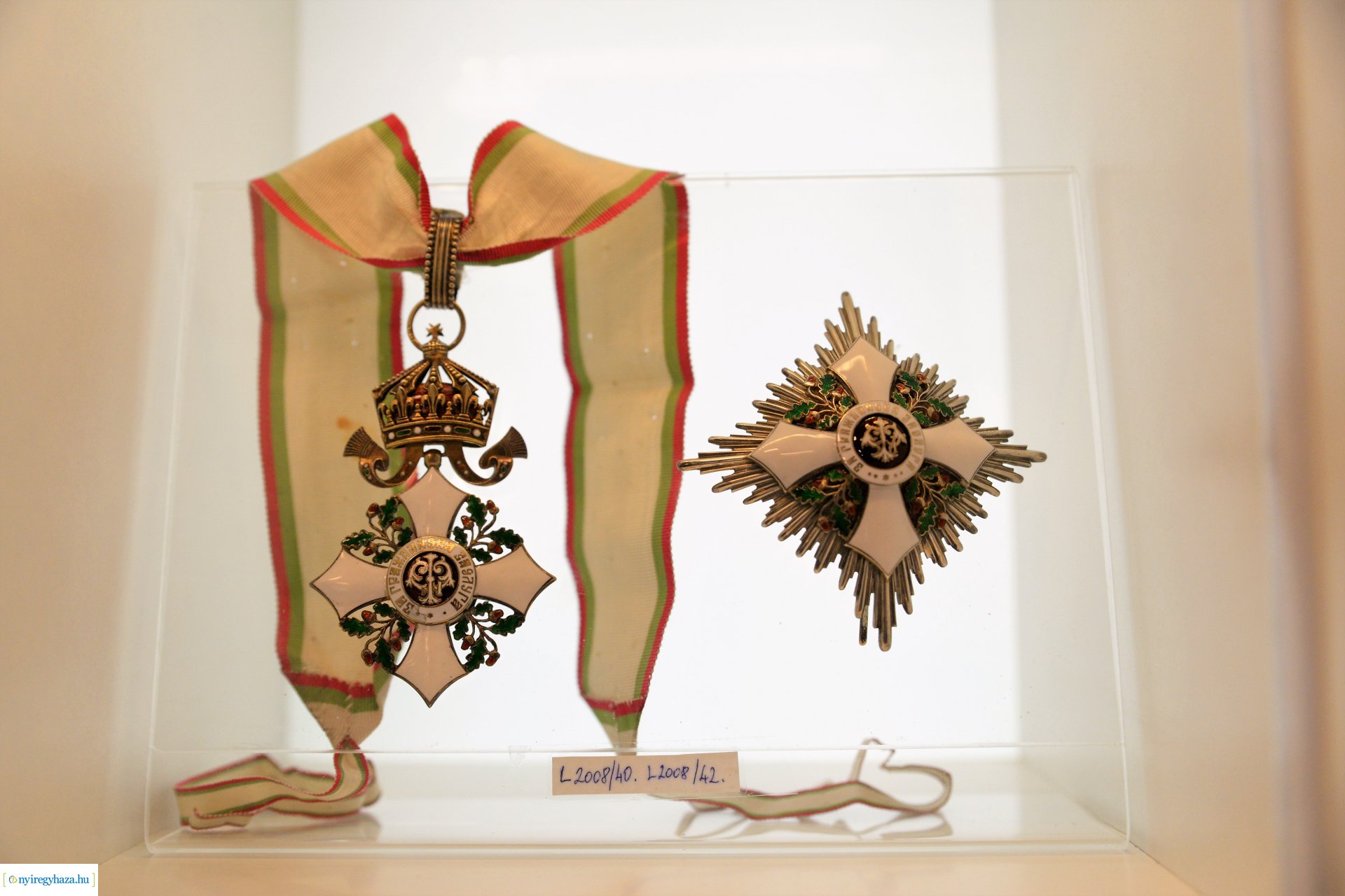 Polgármesteri szemle a Kállay Gyűjtemény épületében