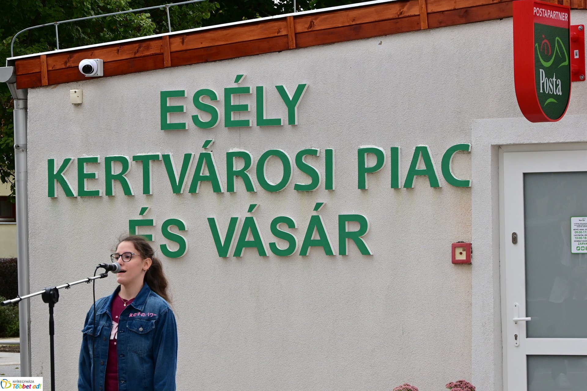 Posta és piac nyílt a Kertvárosban