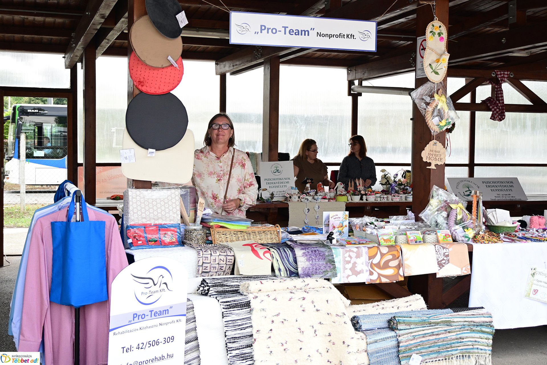 Posta és piac nyílt a Kertvárosban