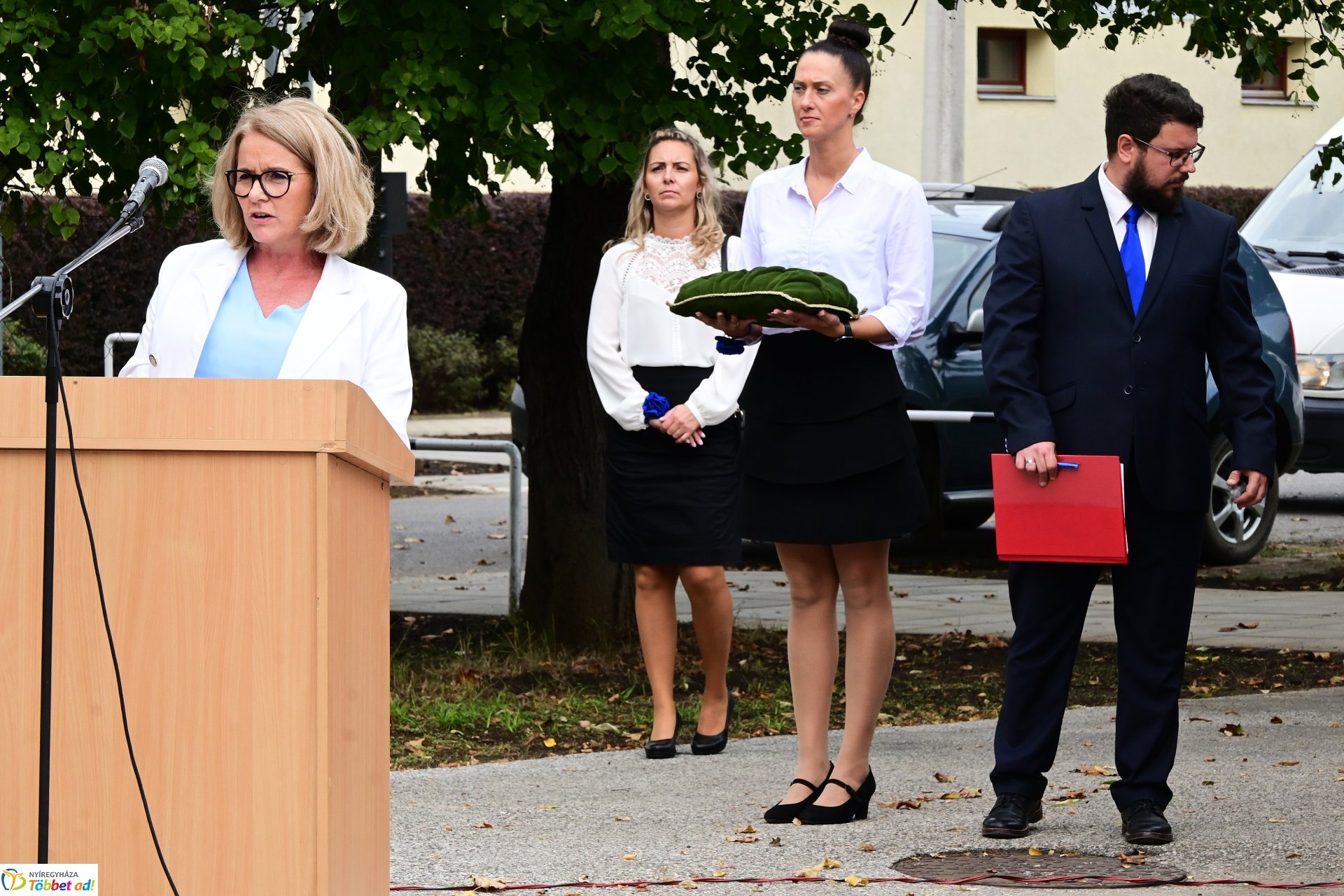 Posta és piac nyílt a Kertvárosban