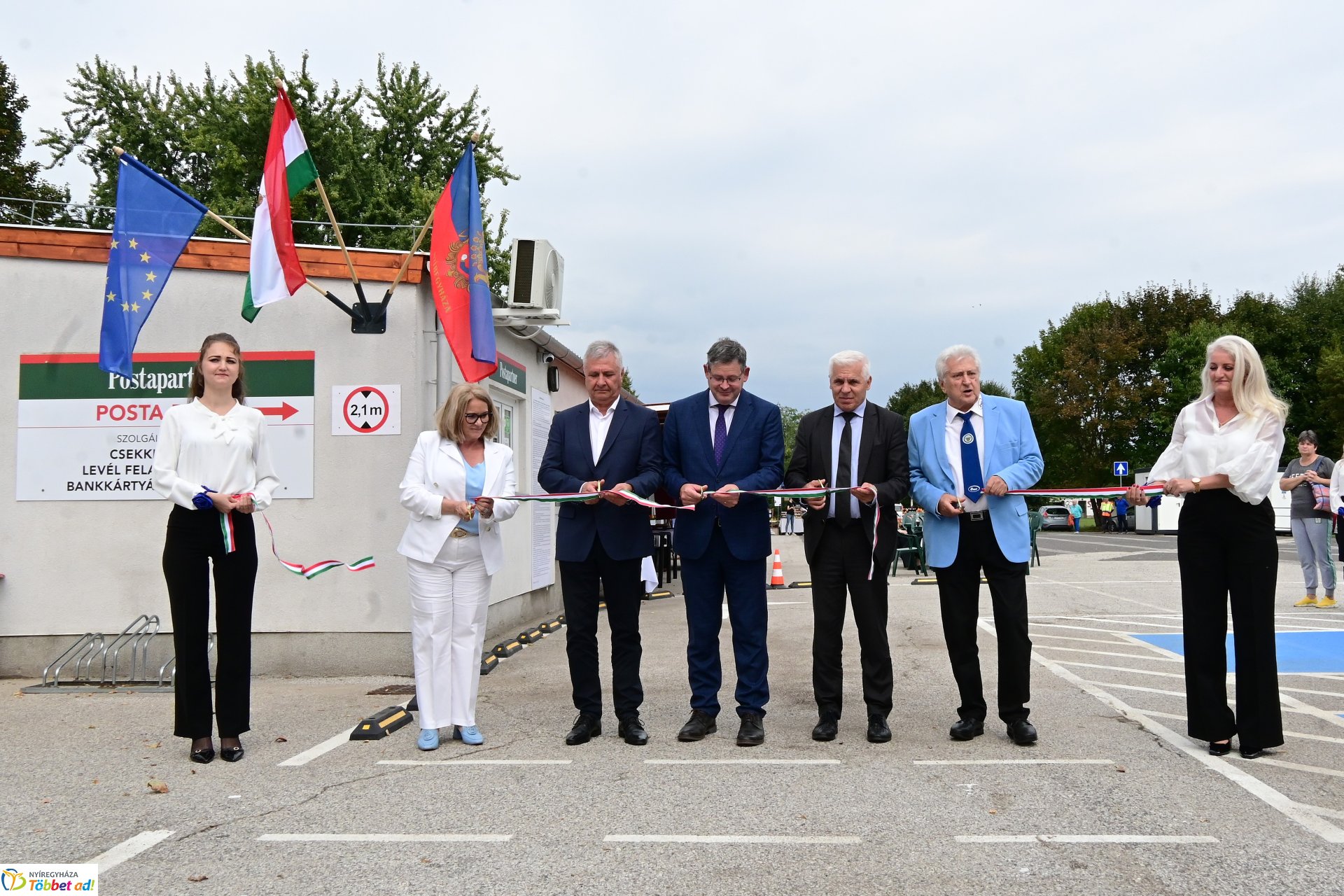 Posta és piac nyílt a Kertvárosban