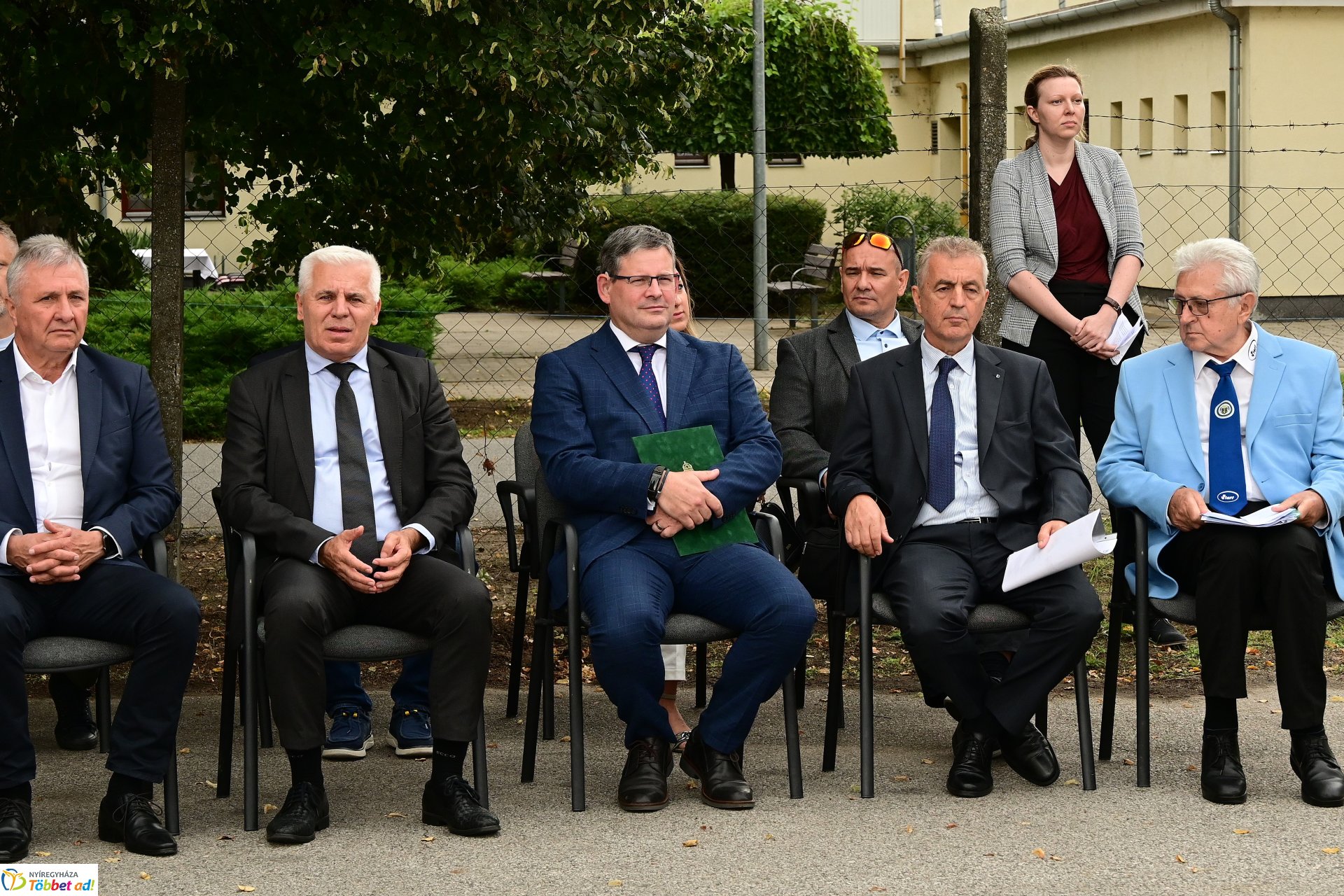 Posta és piac nyílt a Kertvárosban