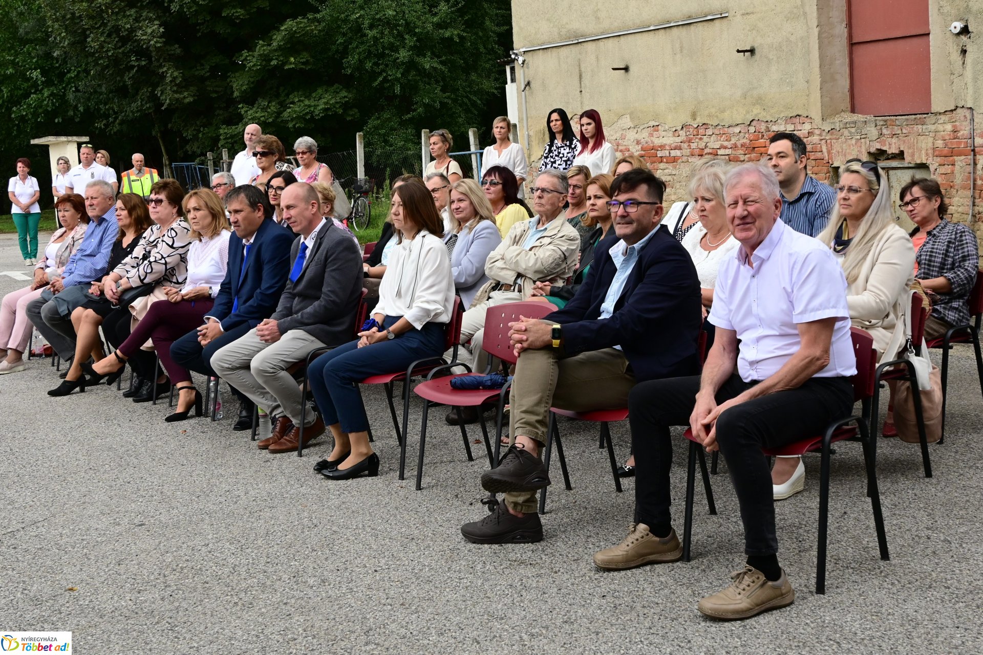 Posta és piac nyílt a Kertvárosban