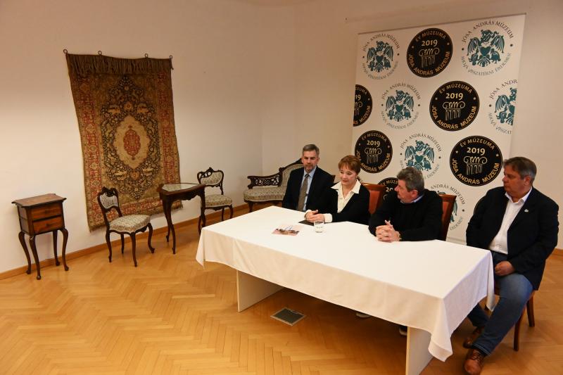 Pregitzer Fruzsina adománya a Jósa András Múzeum részére
