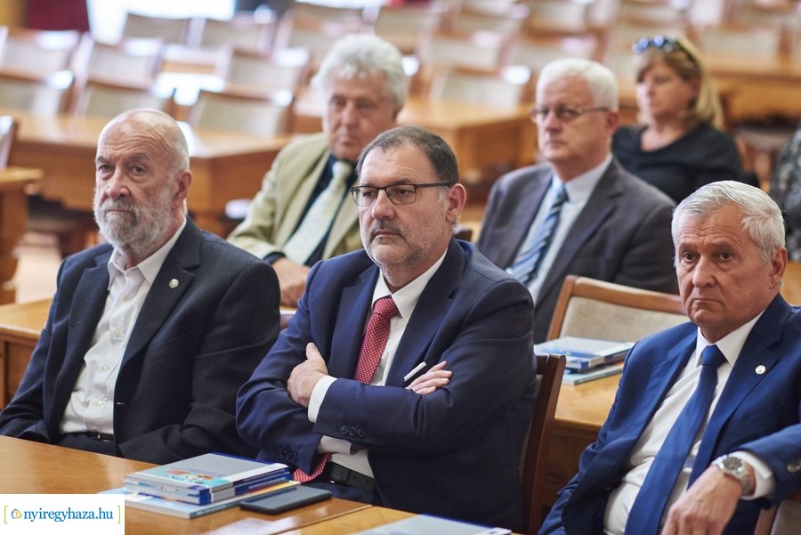 PRIMOM jubileum 1990-2020