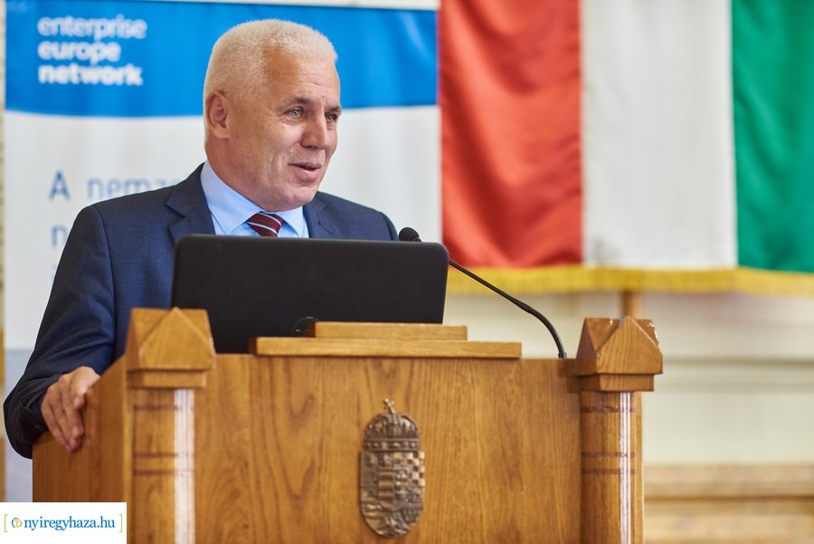 PRIMOM jubileum 1990-2020