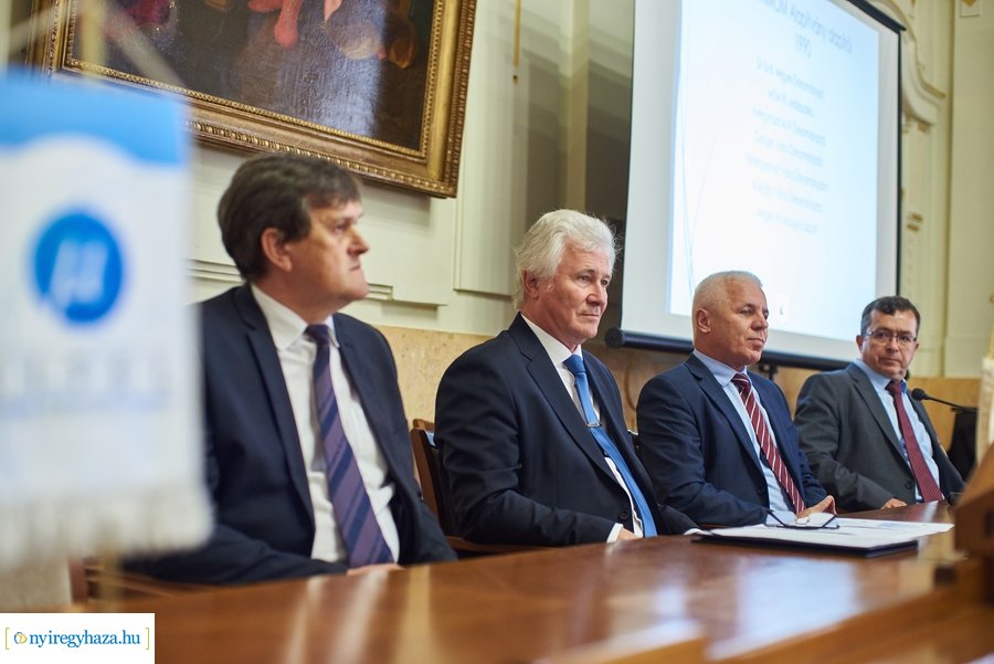 PRIMOM jubileum 1990-2020