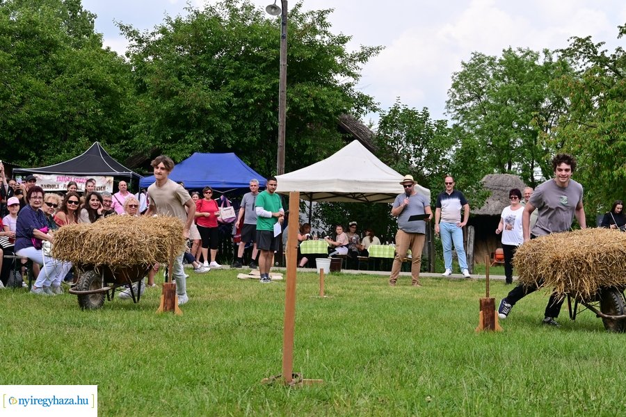 Pünkösdhétfő a múzeumfaluban