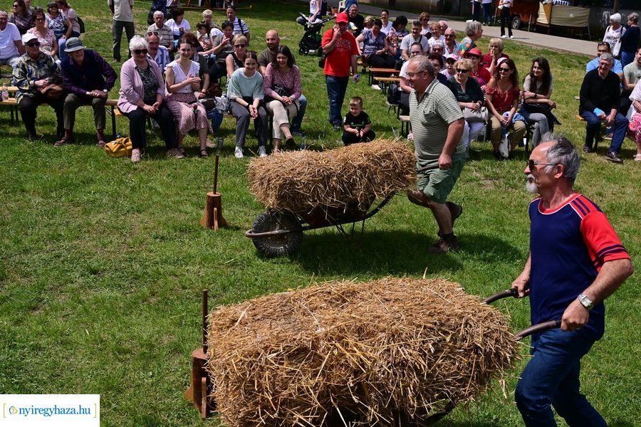 Pünkösdhétfő a múzeumfaluban