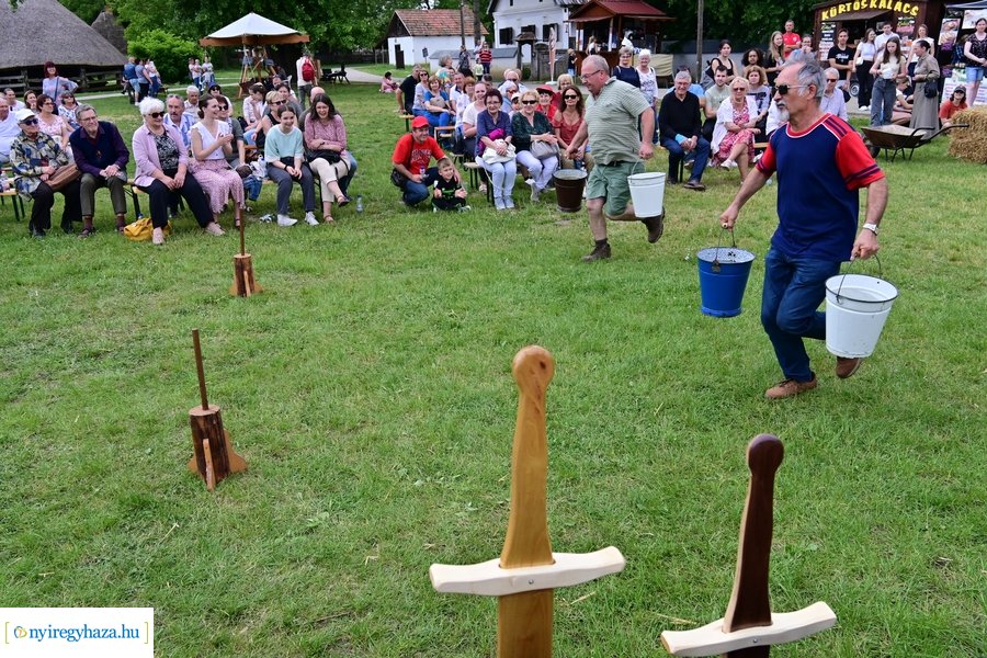 Pünkösdhétfő a múzeumfaluban