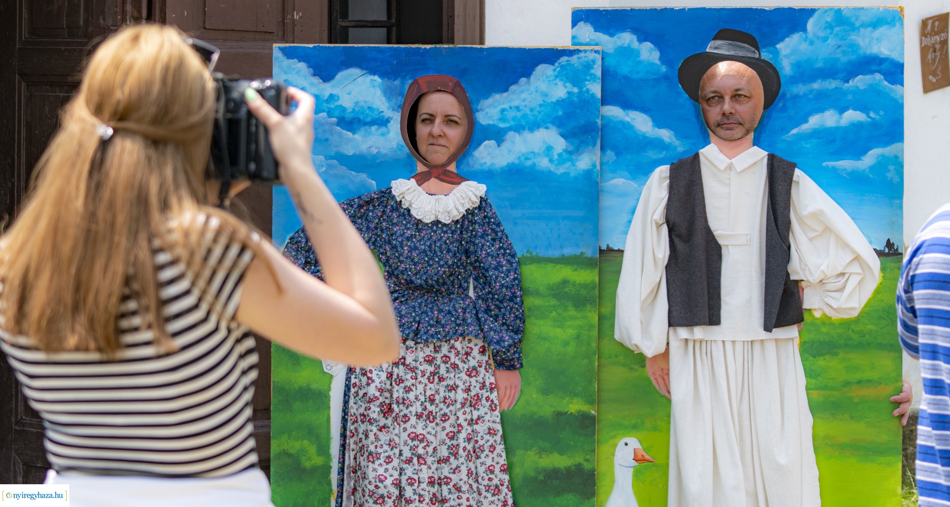 Pünkösdi sokadalom a Sóstói Múzeumfaluban