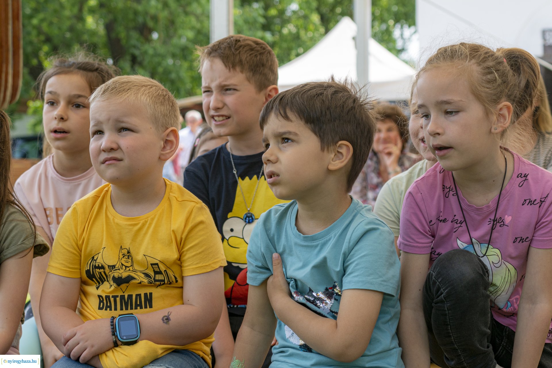 Pünkösdi sokadalom a Sóstói Múzeumfaluban