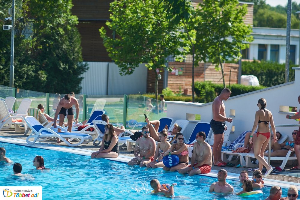 Pünkösdi strandolás