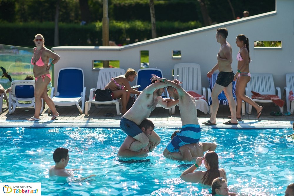 Pünkösdi strandolás