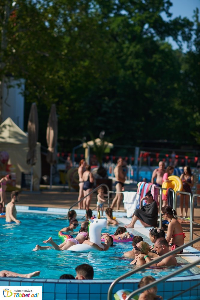 Pünkösdi strandolás