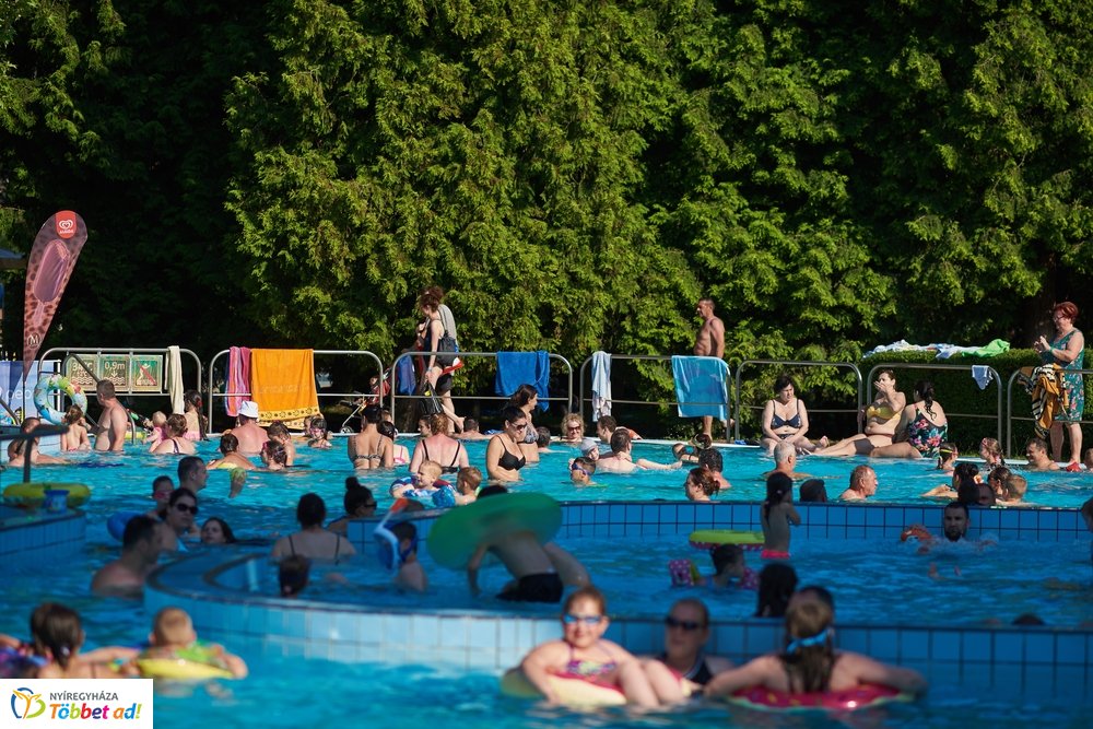 Pünkösdi strandolás