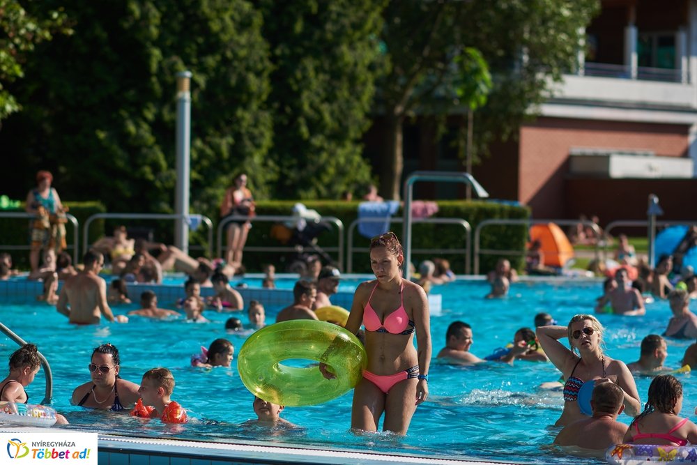 Pünkösdi strandolás