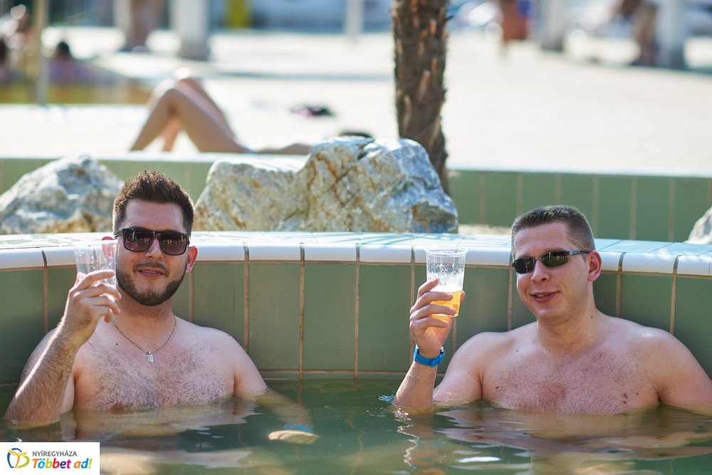 Pünkösdi strandolás