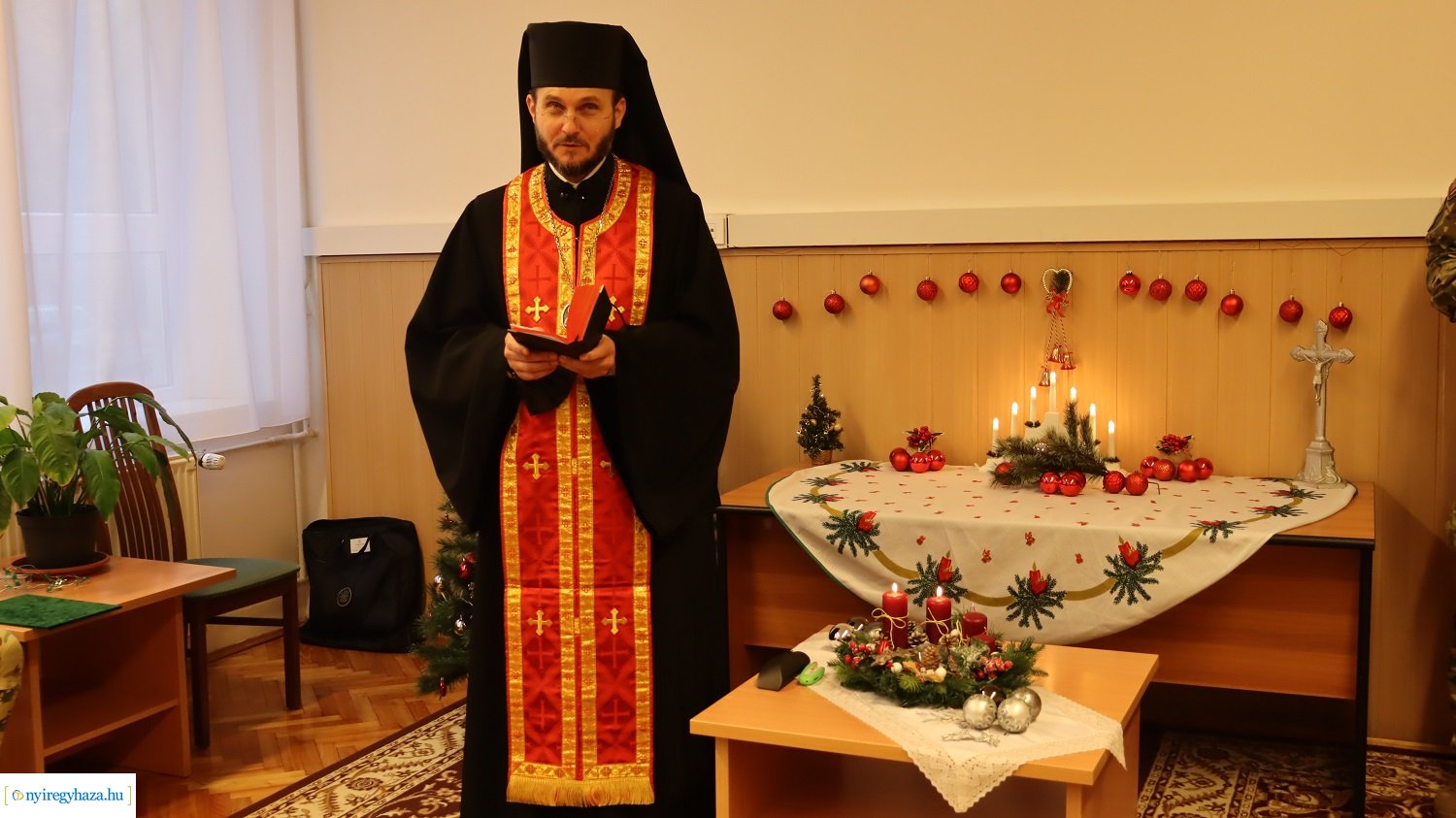 Püspöki látogatás a nyíregyházi Damjanich laktanyában