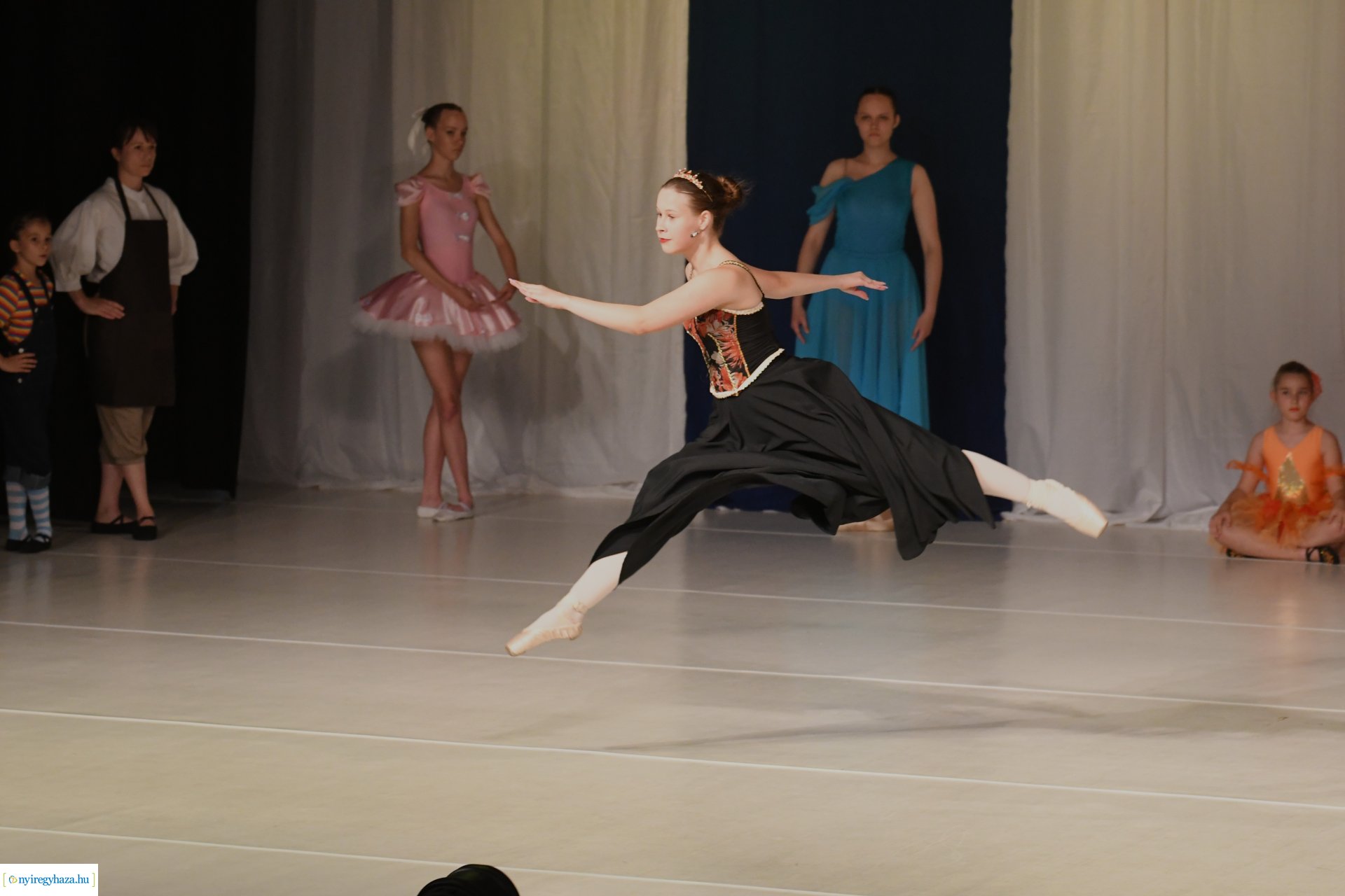 Qn-Balett évzáró vizsgaelőadás 2024
