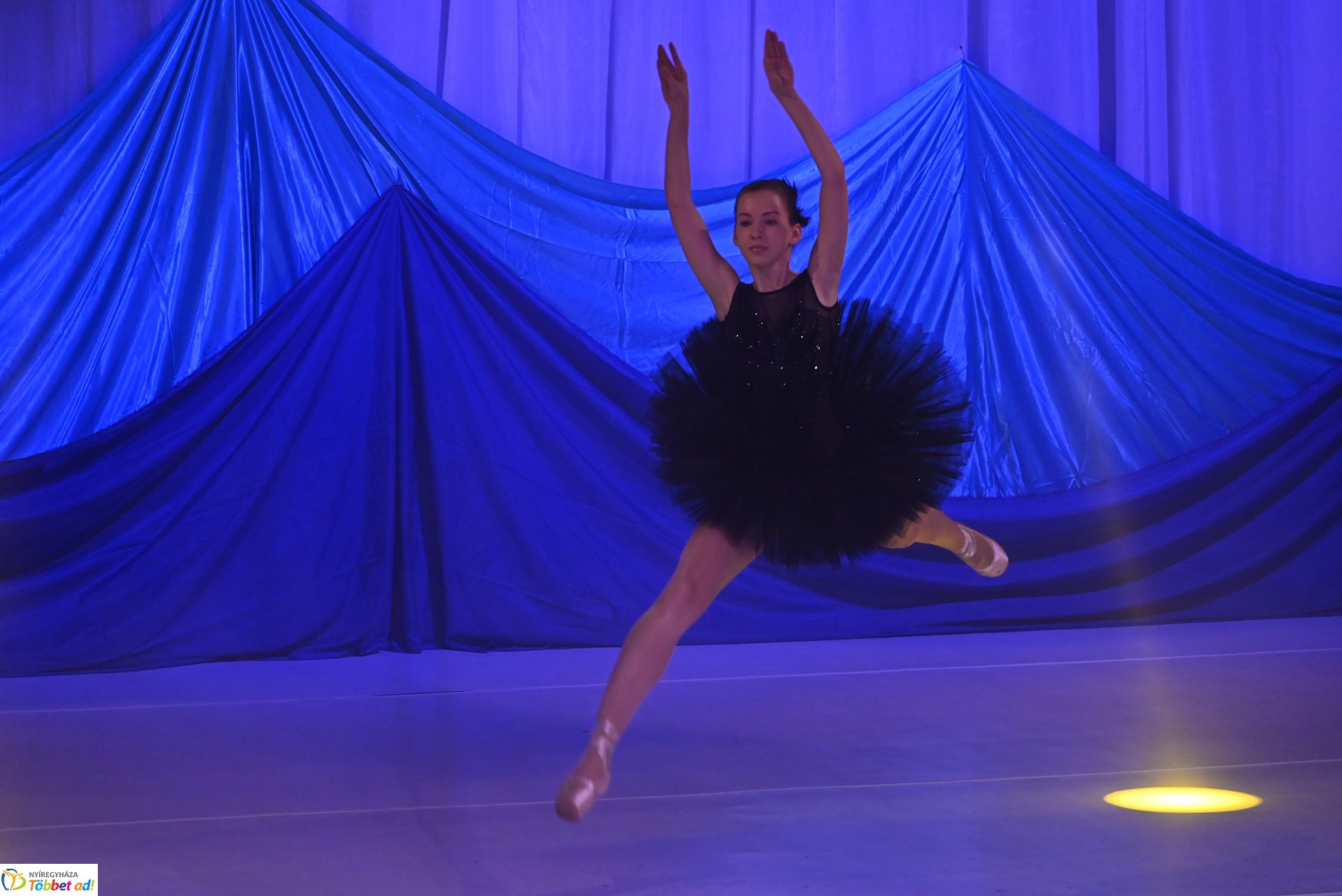 Qn-Balett évzáró vizsgaelőadás