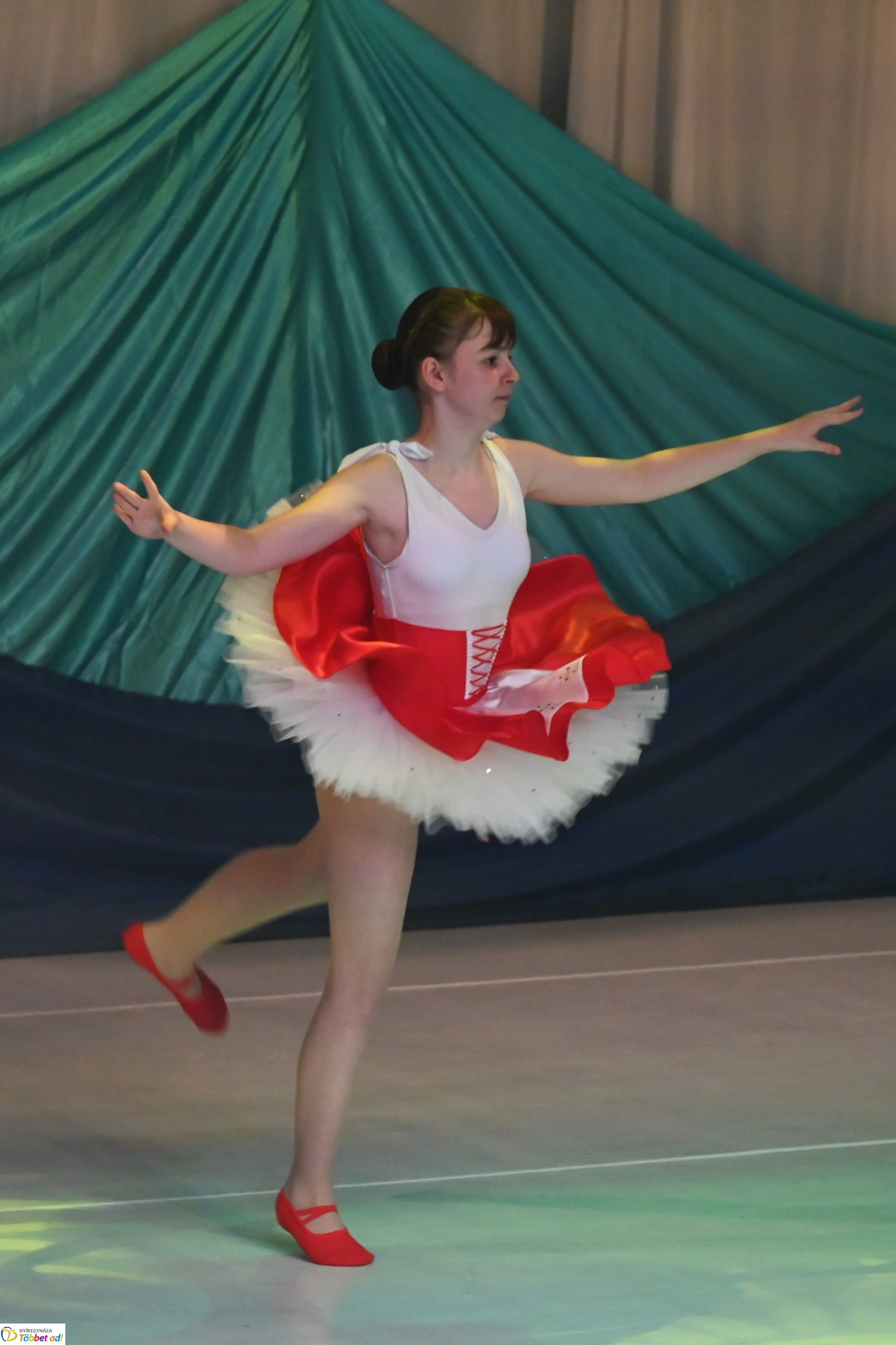 Qn-Balett évzáró vizsgaelőadás