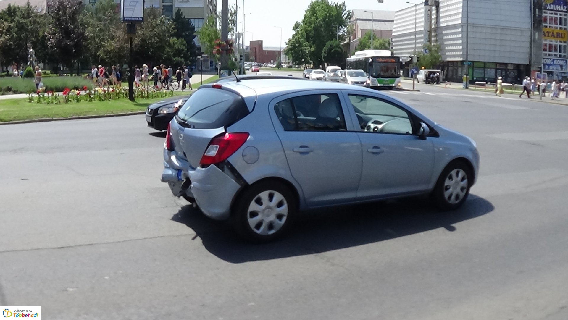 Ráfutásos baleset a Vay Ádám körúton