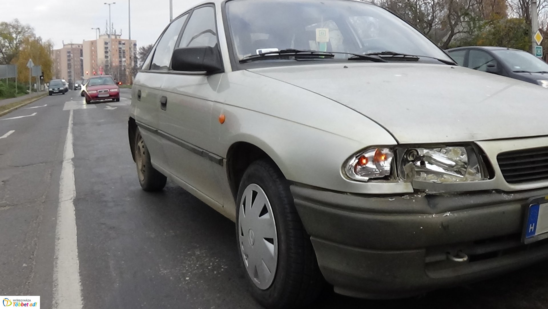 Ráfutásos baleset történt a Pazonyi téren