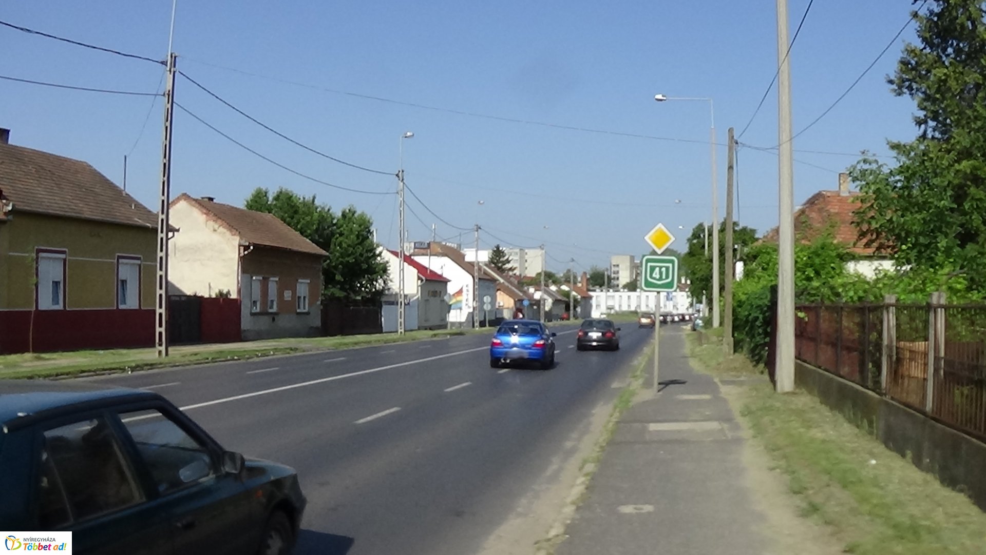 Ráfutásos baleset történt az Orosi úton