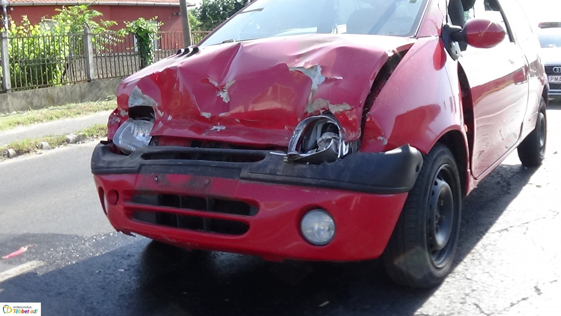 Ráfutásos baleset történt az Orosi úton