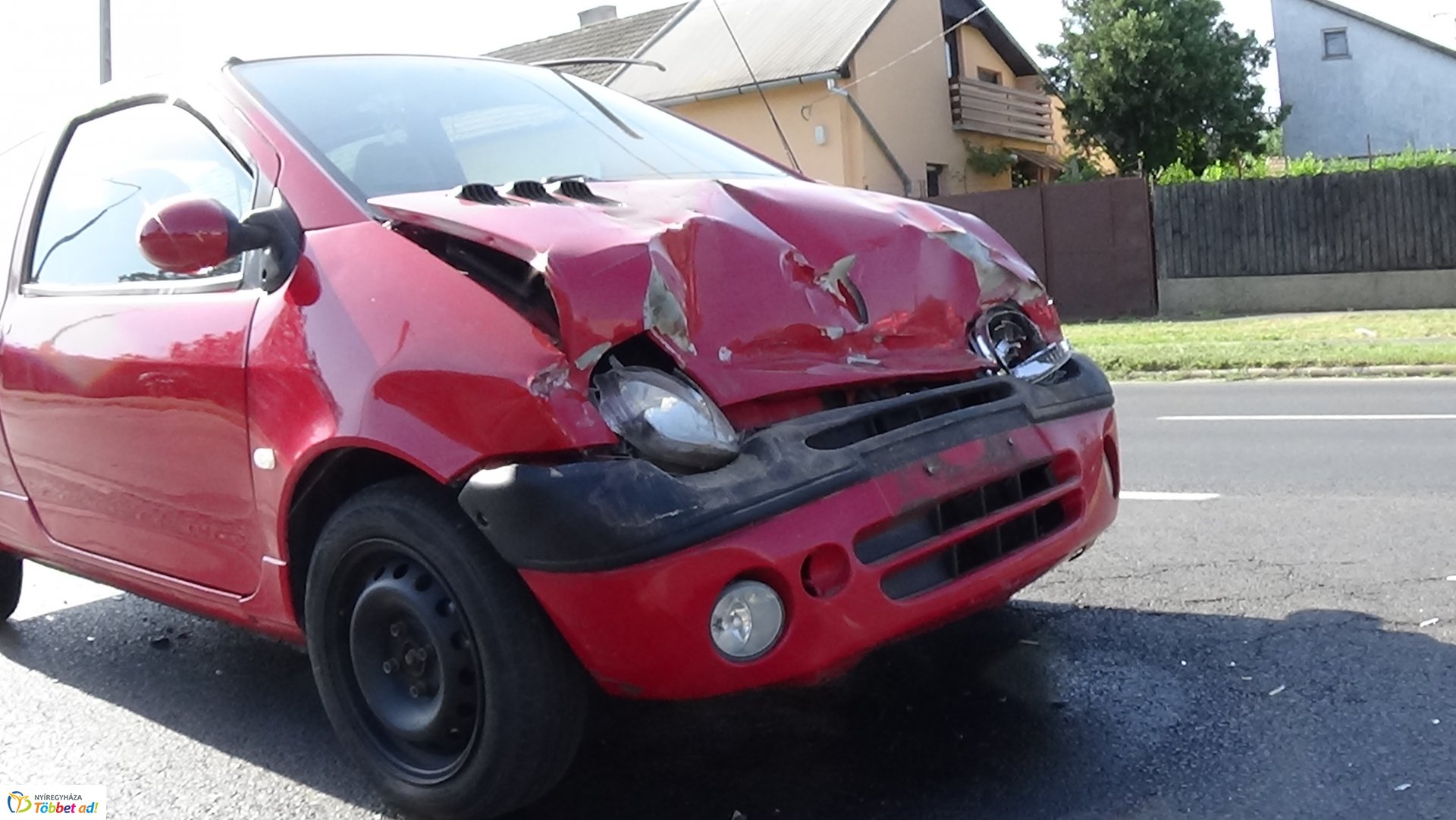 Ráfutásos baleset történt az Orosi úton