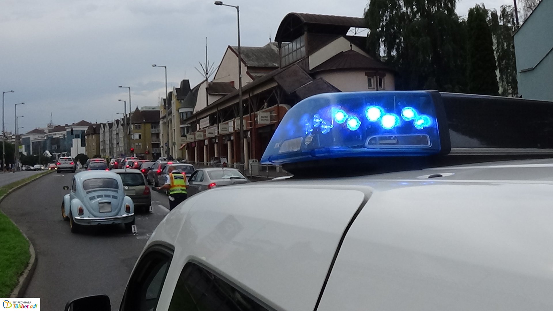 Ráfutásos baleset történt péntek délután a Vay Ádám körúton