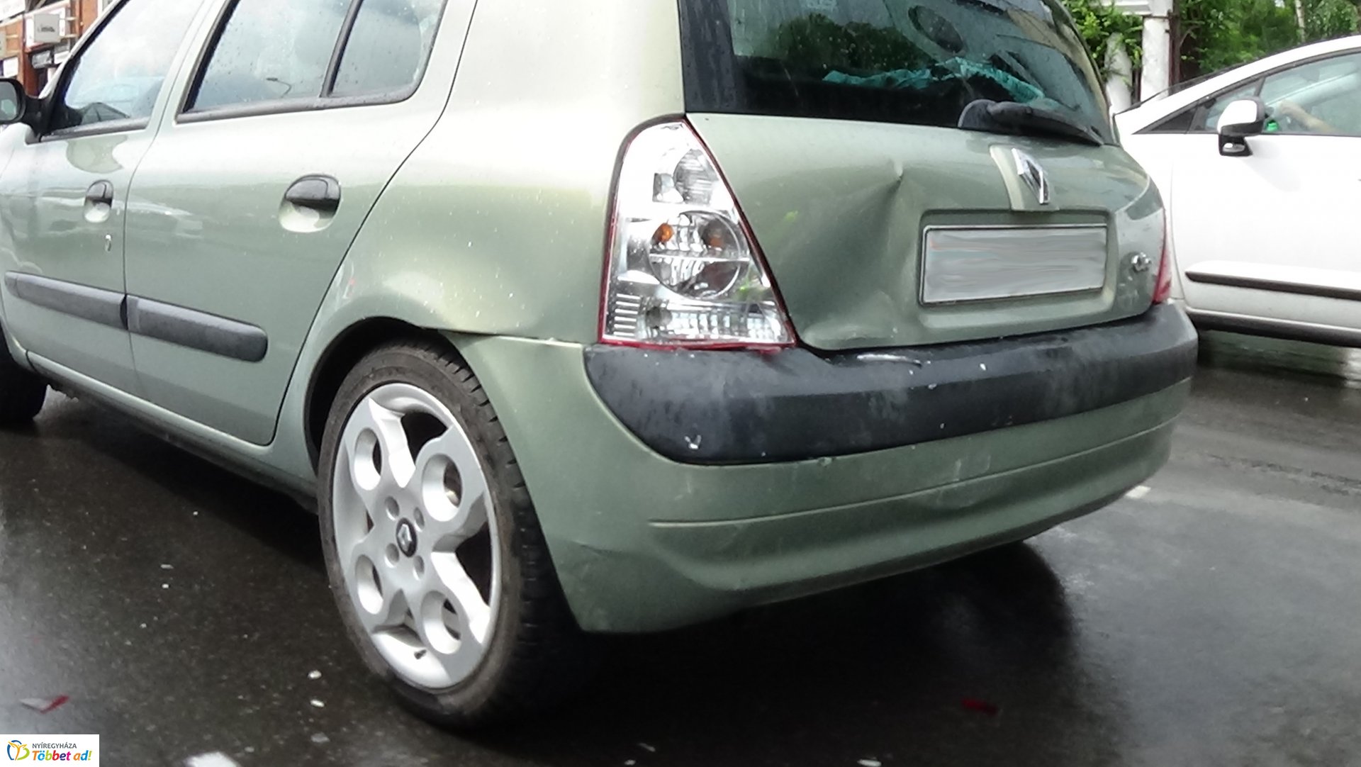 Ráfutásos baleset történt péntek délután a Vay Ádám körúton