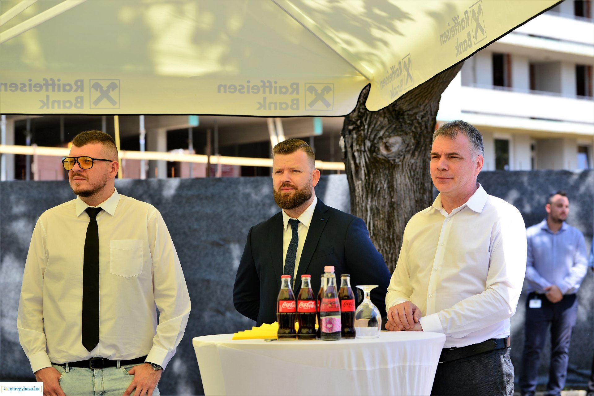 Raiffeisen Bank szolgáltató központ átadás