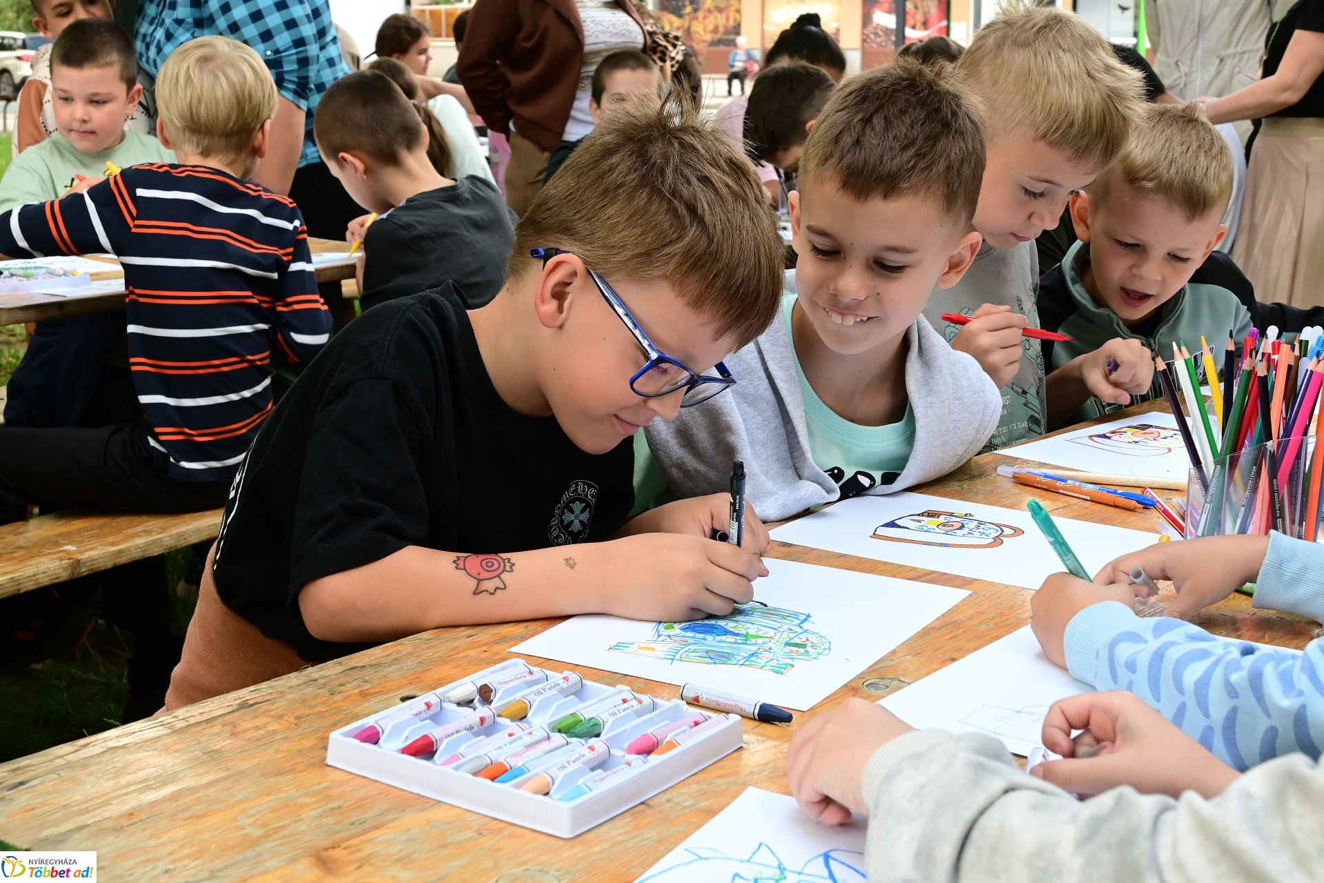 Rajzverseny a Víztoronynál