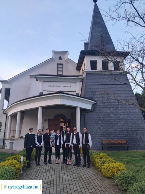 Református magyar költők istenes verseit adták elő vasárnap a Sóstói Millennium Református Templomban