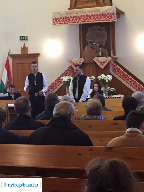 Református magyar költők istenes verseit adták elő vasárnap a Sóstói Millennium Református Templomban