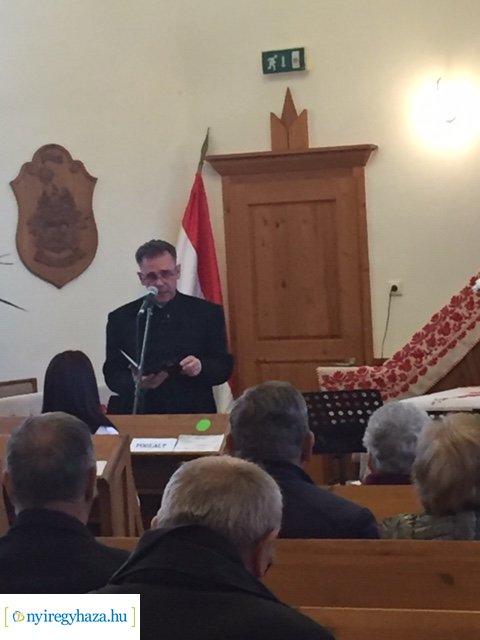 Református magyar költők istenes verseit adták elő vasárnap a Sóstói Millennium Református Templomban