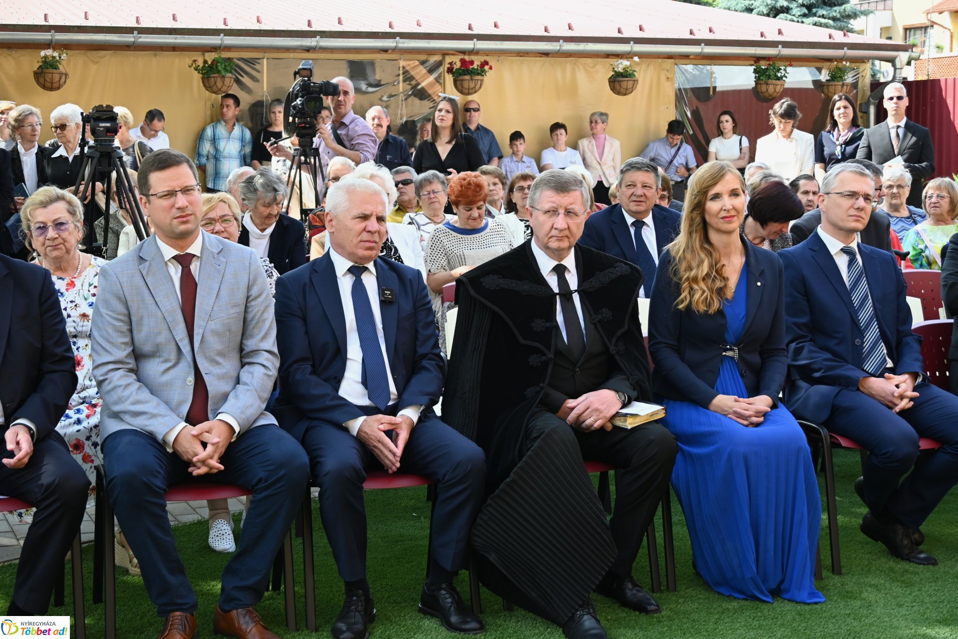 Református Szociális Központ  átadás