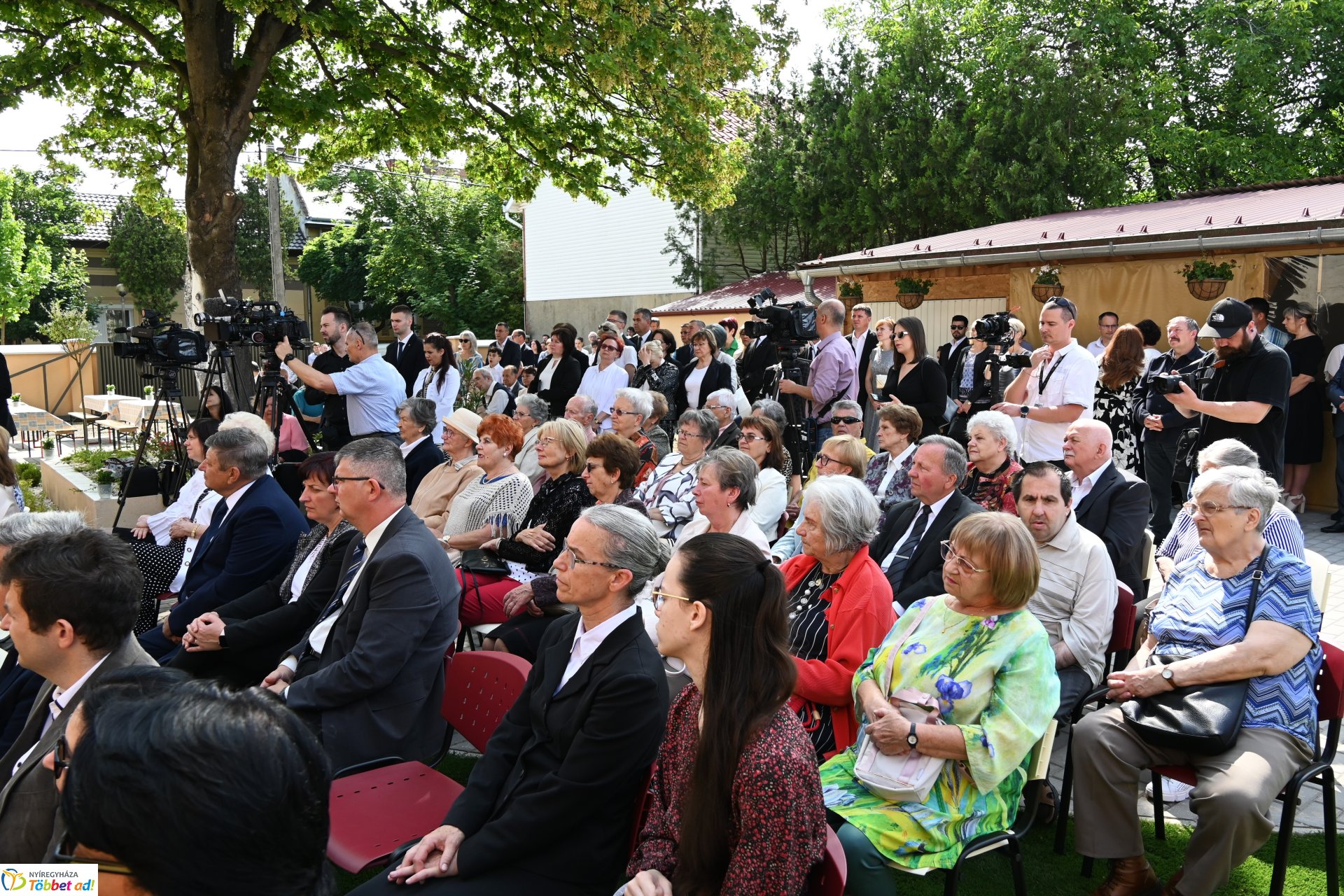 Református Szociális Központ  átadás