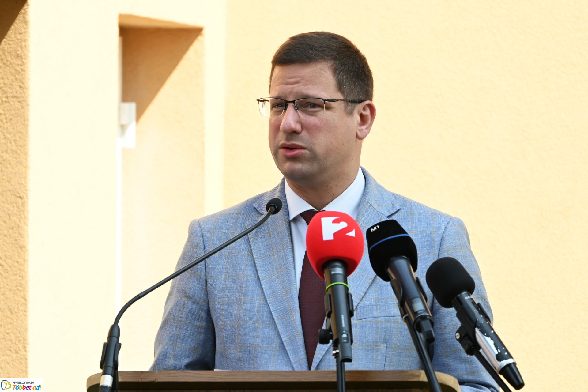 Református Szociális Központ  átadás